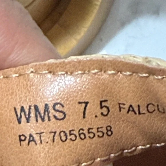 DV by Dolce Vita Women's Tan Woven Sandals in new conditions - Picture 8 of 14